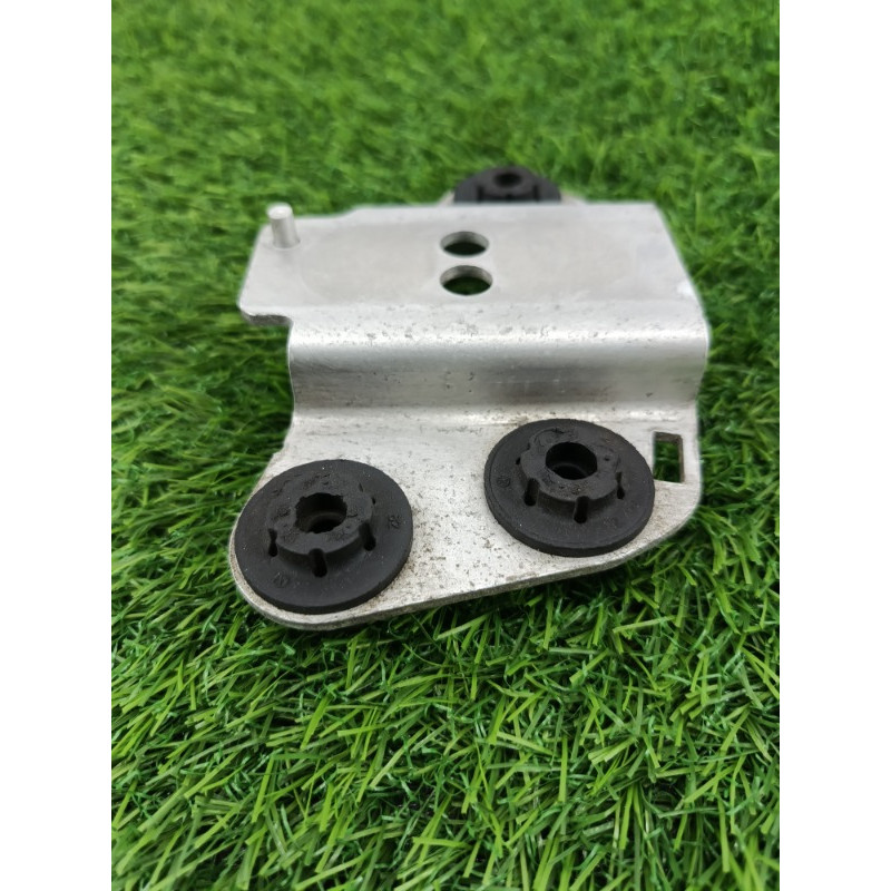 Кронштейн (двигатель и элементы) Audi Q7 4M 2015 3.0 CRE 4m0614235d