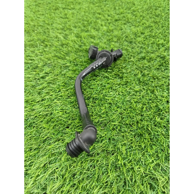 Вакуумный клапан (двигатель и элементы) Audi Q7 4M 2015 3.0 CRE 4m0611933b