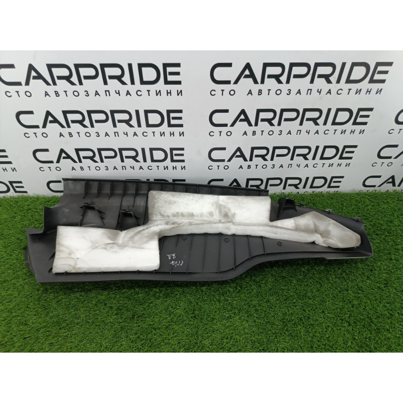 Обшивка стійки (салон) Volkswagen Tiguan 5N 2011 1.4 CAVA 5n0867765