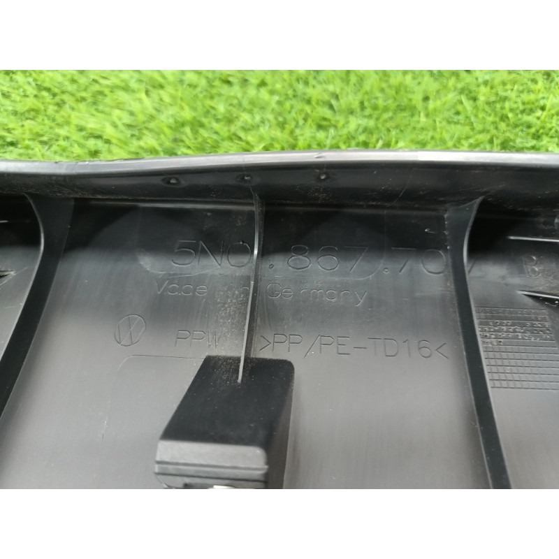 Обшивка кришки багажника (салон) Volkswagen Tiguan 5N 2011 1.4 CAVA 5n0867707b