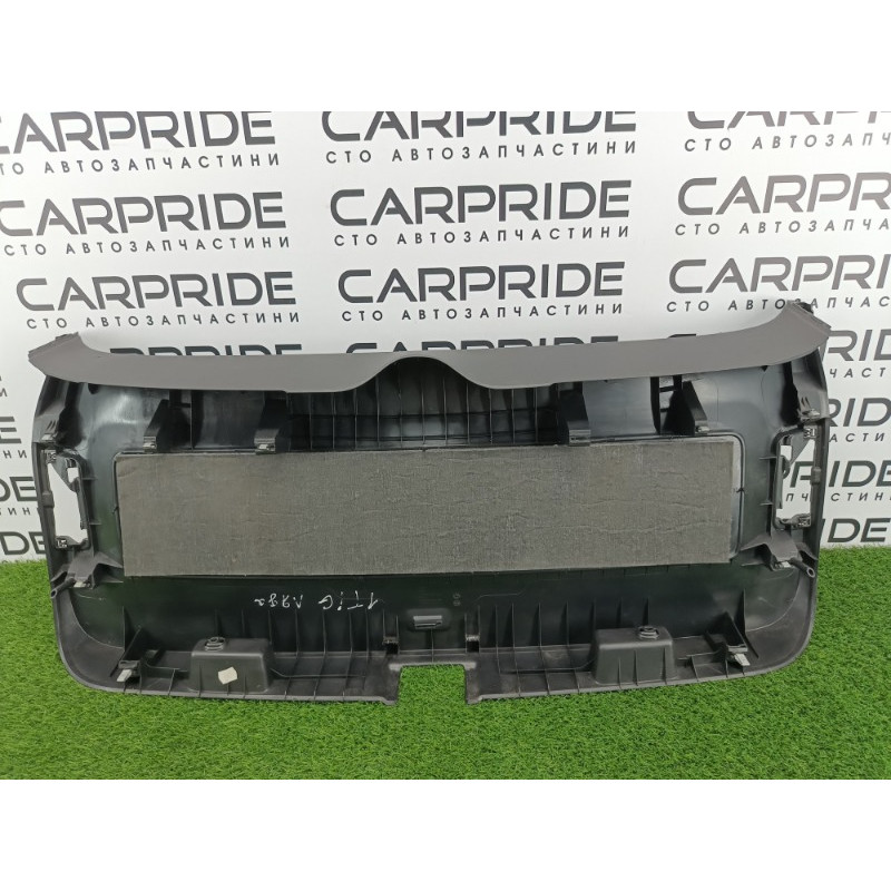Обшивка кришки багажника (салон) Volkswagen Tiguan 5N 2011 1.4 CAVA 5n0867601a