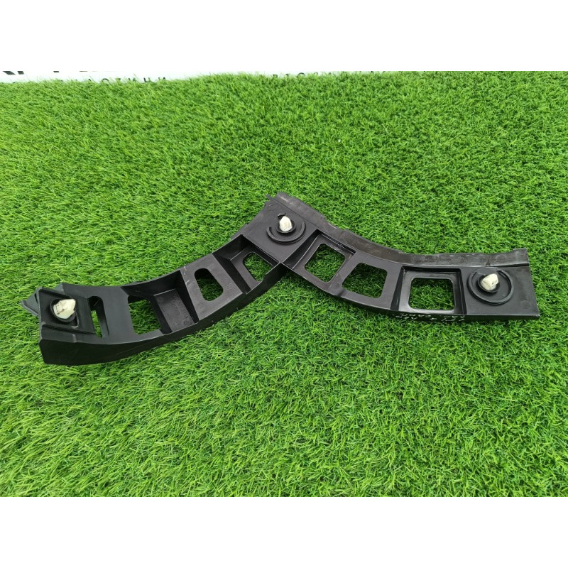 Крепление бампера (кузов и элементы) Volkswagen Tiguan 5N 2011 1.4 CAVA 5n0807393a