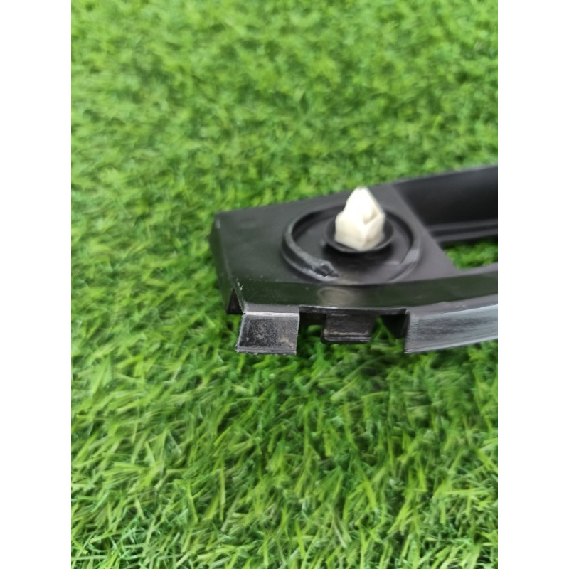 Крепление бампера (кузов и элементы) Volkswagen Tiguan 5N 2011 1.4 CAVA 5n0807393a