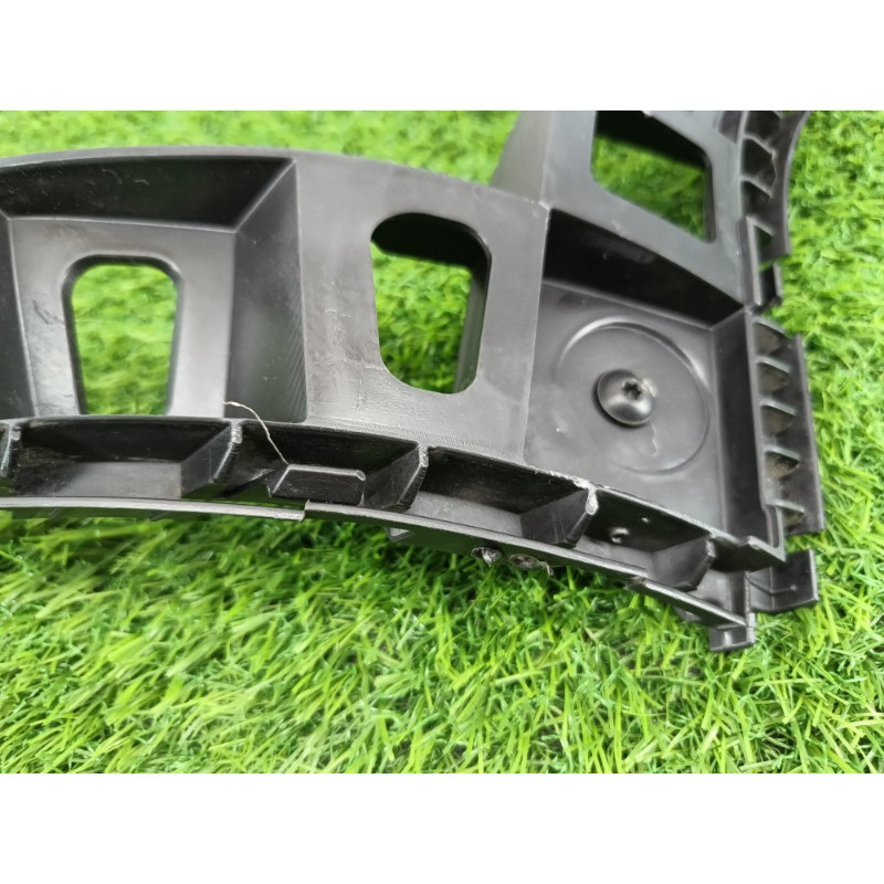 Крепление бампера (кузов и элементы) Volkswagen Tiguan 5N 2011 1.4 CAVA 5n0807393a