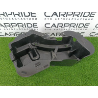 Лоток багажника