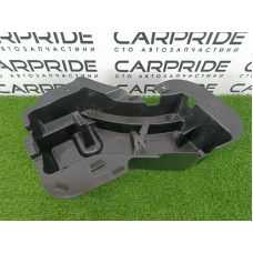 Лоток багажника