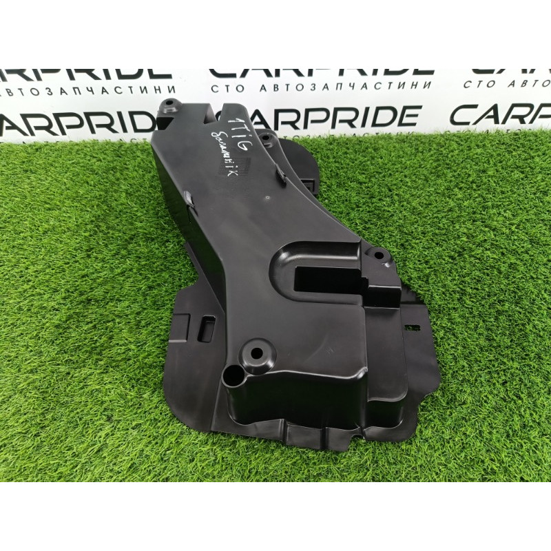 Лоток багажника (салон) Volkswagen Tiguan 5N 2011 1.4 CAVA 5n0012115c