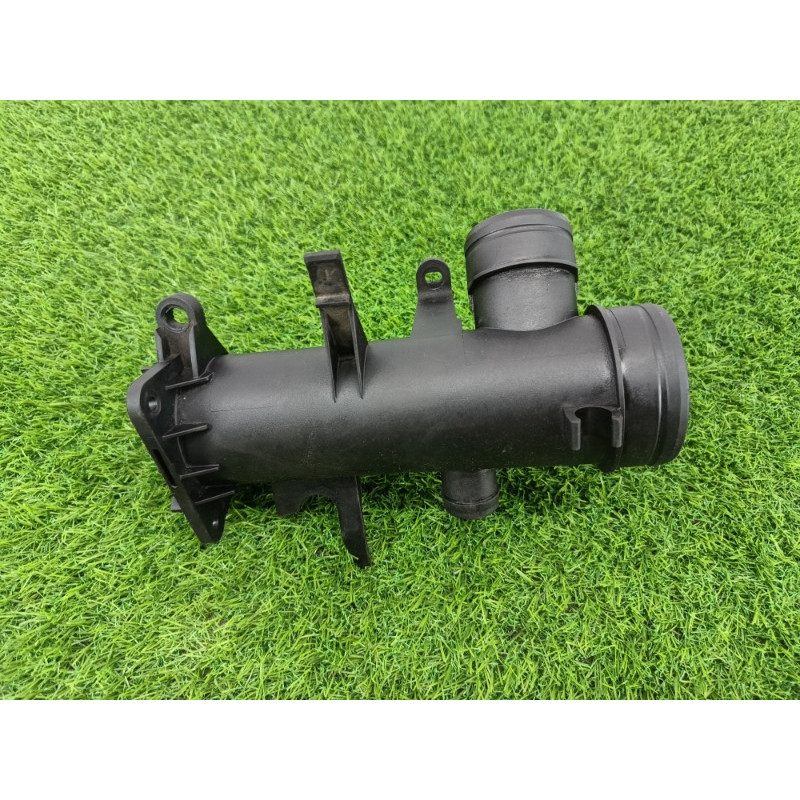 Воздуховод (кузов и элементы) Volkswagen Tiguan 5N 2011 1.4 CAVA 03c129617g