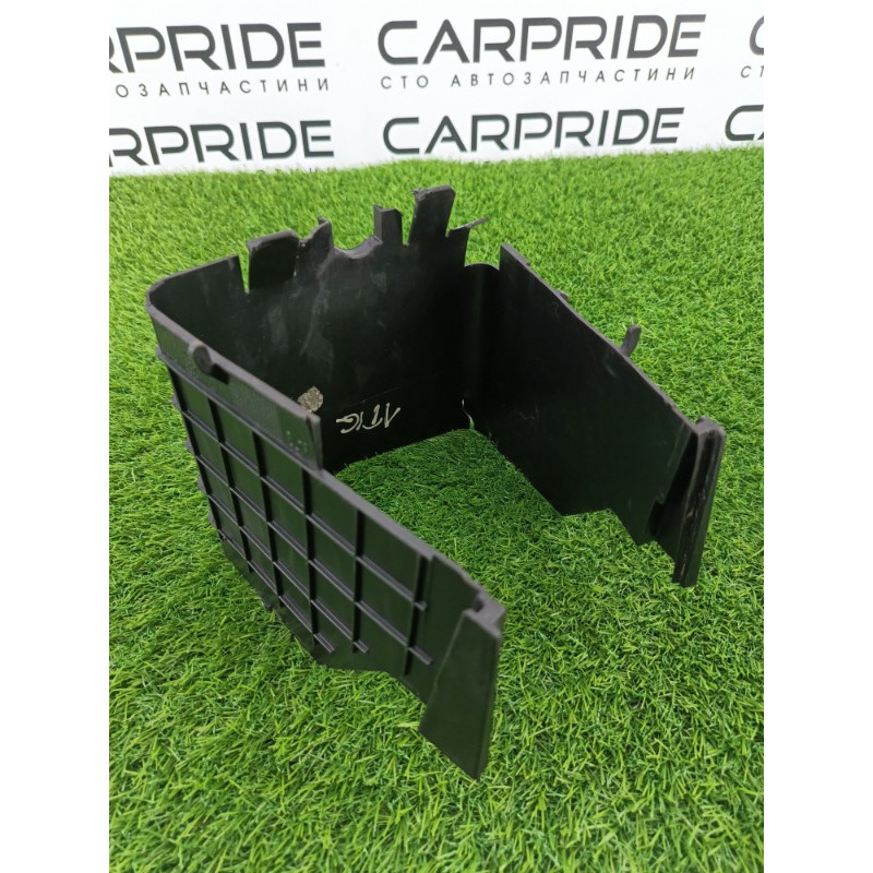 Крышка аккумулятора (кузов и элементы) Volkswagen Tiguan 5N 2011 1.4 CAVA 3c0915335