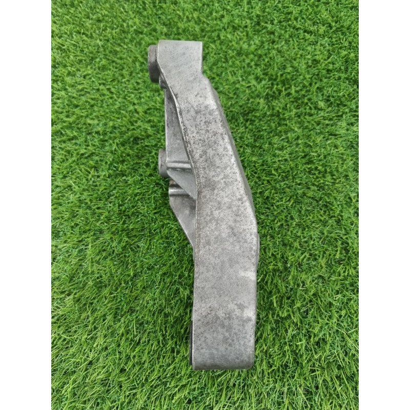 Кронштейн КПП (трансмиссия) Volkswagen Tiguan 5N 2011 1.4 CAVA 5n0199117