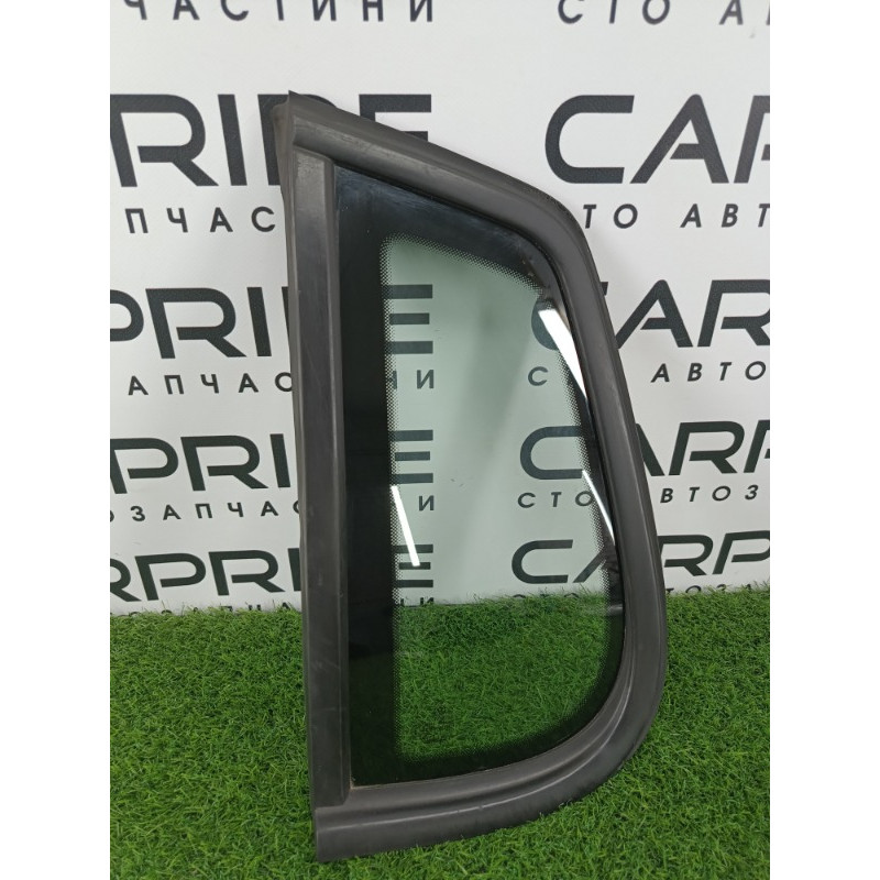 Форточка кузова (стекла и зеркала) Volkswagen Tiguan 5N 2011 1.4 CAVA 5n0845041