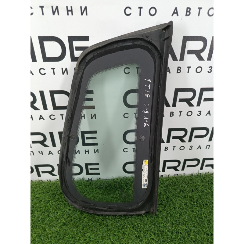 Форточка кузова (стекла и зеркала) Volkswagen Tiguan 5N 2011 1.4 CAVA 5n0845041