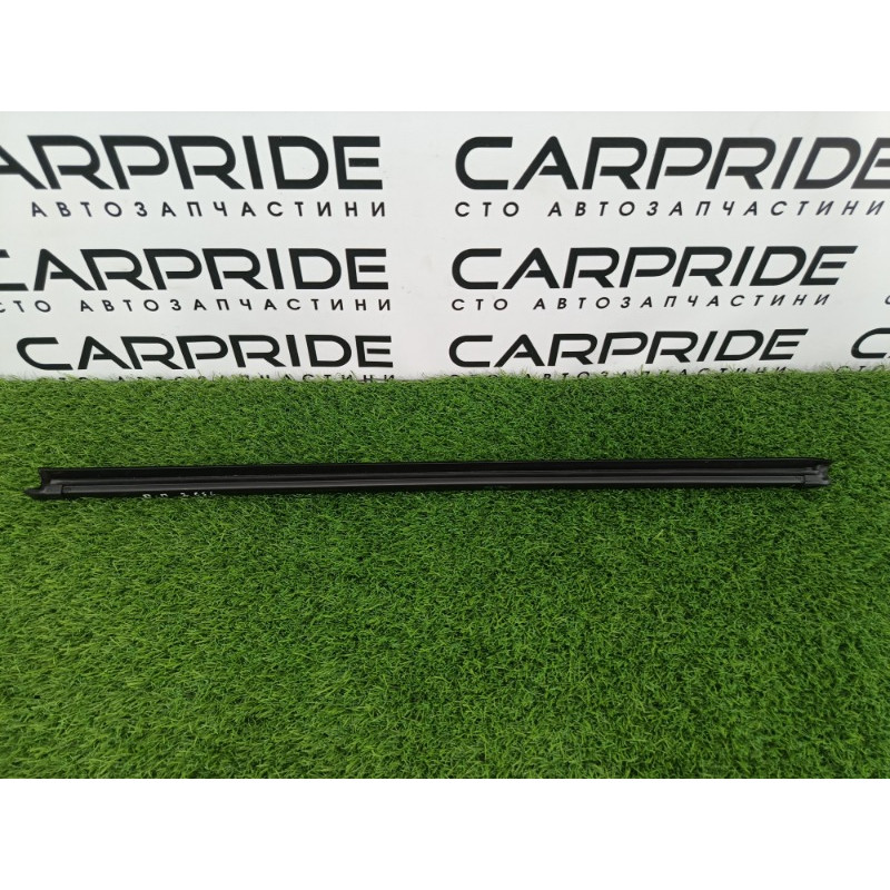 Внутрішній молдинг скла (зовнішні елементи кузова) Ford ESCAPE MK4 2020 1.5 LJ6Z7821456A