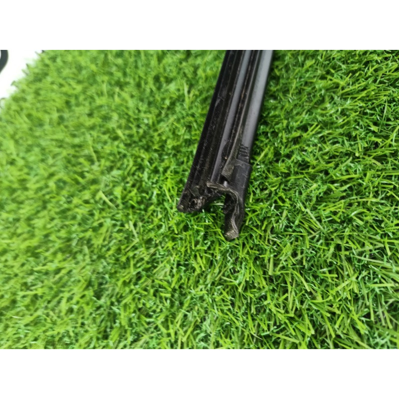 Внутрішній молдинг скла (зовнішні елементи кузова) Ford ESCAPE MK4 2020 1.5 LJ6Z7821456A