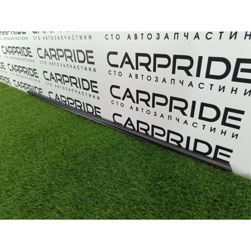 Молдинг стекла (кузов и элементы) Ford ESCAPE MK4 2020 1.5 LJ6Z-7821452-A