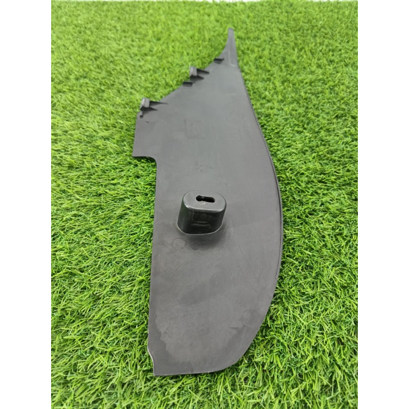 Накладка центральной консоли (салон) Volkswagen Tiguan 5N 2011 1.4 CAVA 5m1863046c