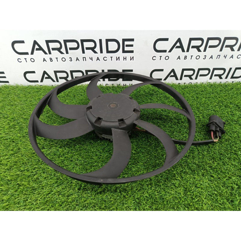 Вентилятор охлаждения радиатора (система охлаждения) Volkswagen Tiguan 5N 2011 1.4 CAVA 5n0121205f