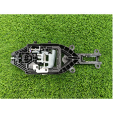 Кронштейн ручки двери