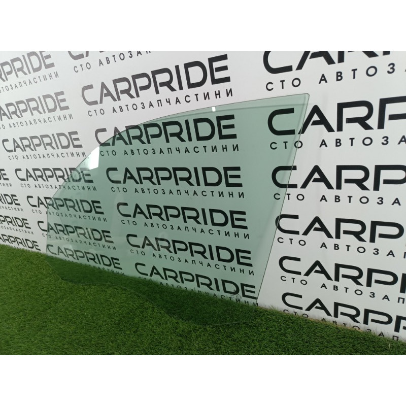 Стекло (кузов и элементы) Volkswagen Tiguan 5N 2011 1.4 CAVA 5n0845202