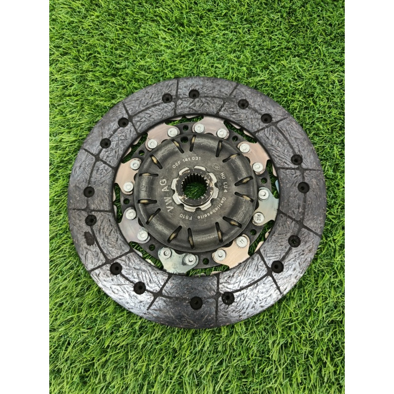 Диск сцепления (трансмиссия) Volkswagen Tiguan 5N 2011 1.4 CAVA 06f141031