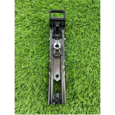 Кронштейн ремня безопасности