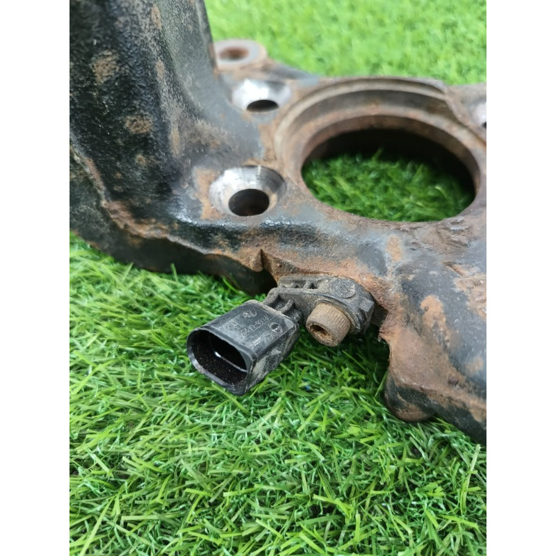 Поворотный кулак (подвеска) Volkswagen Tiguan 5N 2011 1.4 CAVA 1k0407255a