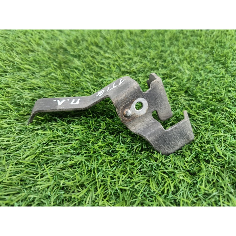 Кронштейн (двигатель и элементы) Volkswagen Tiguan 5N 2011 1.4 CAVA 5n0611841a