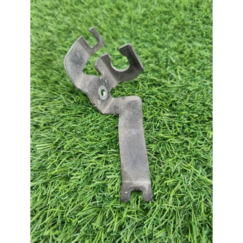 Кронштейн (двигатель и элементы) Volkswagen Tiguan 5N 2011 1.4 CAVA 5n0611841a