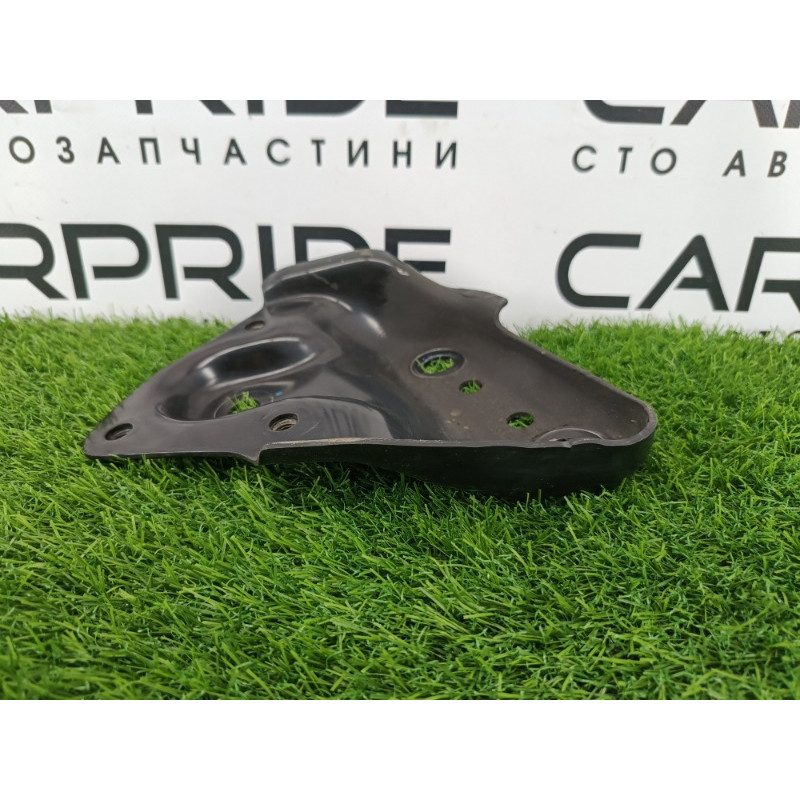 Кронштейн рычага подвески (подвеска) Subaru Forester SK 2020 2.5 20216FL020