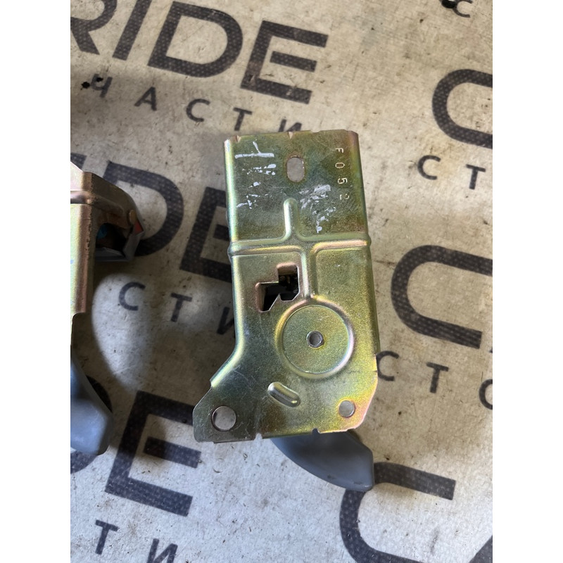 Ручка дверей внутрішня (салон) KIA Sorento BL 2005 2.5 CRDI 826223e000