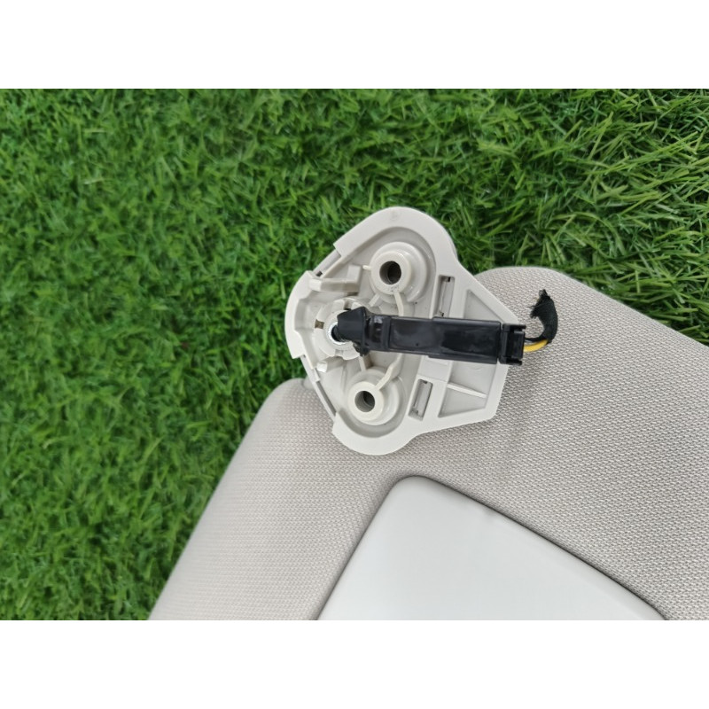 Козырек солнцезащитный (салон) Subaru Forester SK 2020 2.5 92011SJ040ME