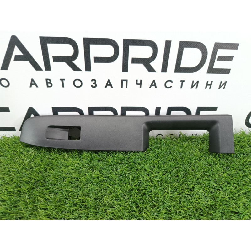 Накладка кнопок склопідйомника (салон) Ford ESCAPE MK4 2020 1.5 LJ6Z14525AB