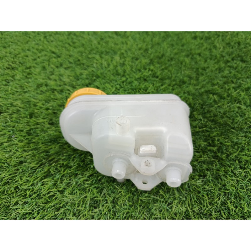 Бачок тормозной жидкости (тормозная система) Subaru Forester SK 2020 2.5 26451FJ010