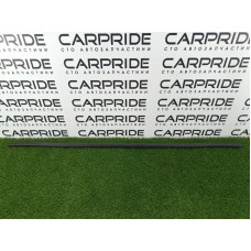 Уплотнитель капота