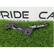 Крепление рулевой рейки