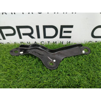 Крепление рулевой рейки