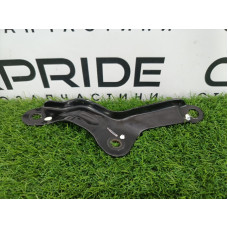 Крепление рулевой рейки