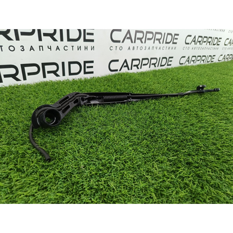 Поводок дворника (кузов и элементы) Mitsubishi Outlander GM4W 2022 2.50 8250B215