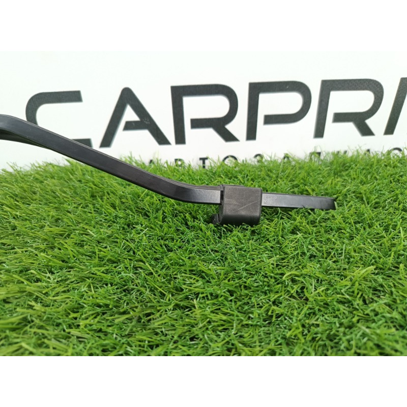 Поводок дворника (кузов и элементы) Mitsubishi Outlander GM4W 2022 2.50 8250B216