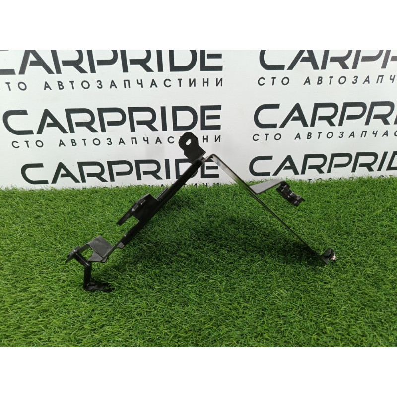 Крепление аккумулятора (кузов и элементы) Mitsubishi Outlander GM4W 2022 2.50 8201A478