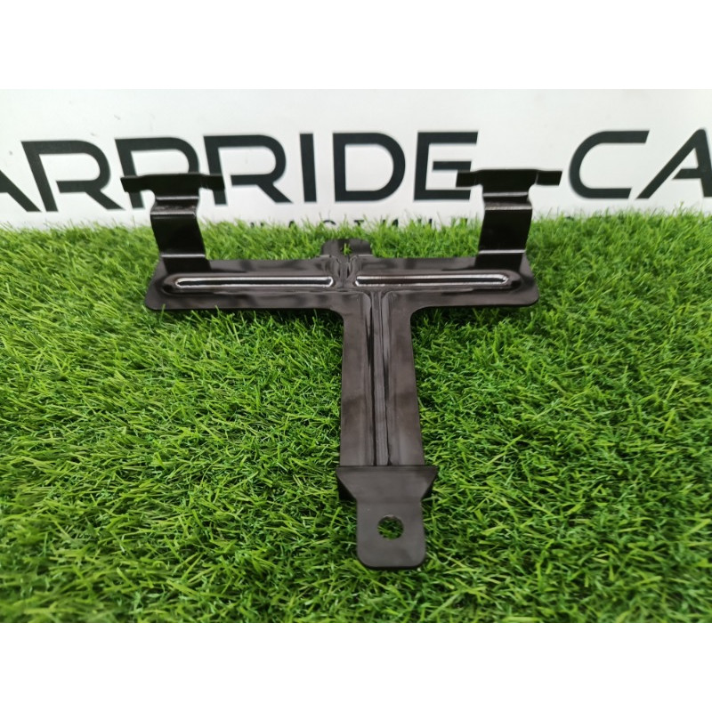 Кріплення акумулятора (кузов і елементи) Mitsubishi Outlander GM4W 2022 2.50 8201A461