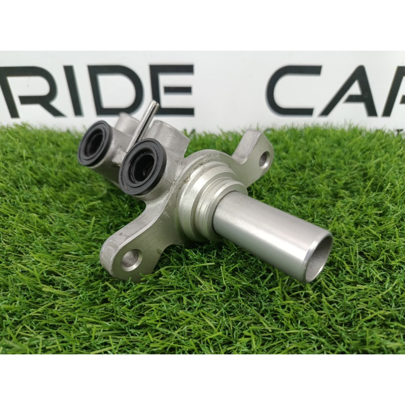 Главный тормозной цилиндр (тормозная система) Subaru Forester SK 2020 2.5 26449FJ070