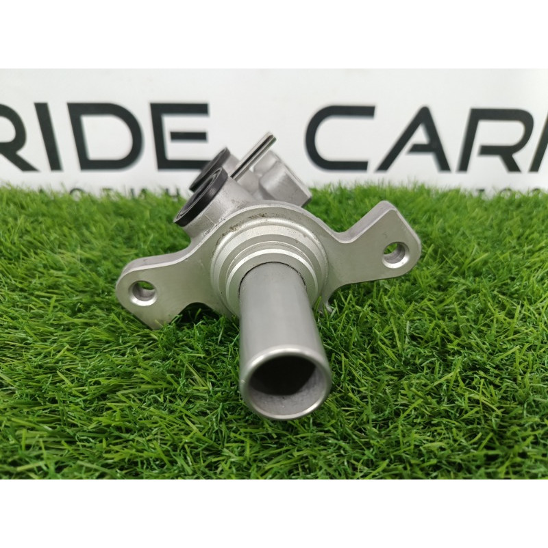 Главный тормозной цилиндр (тормозная система) Subaru Forester SK 2020 2.5 26449FJ070