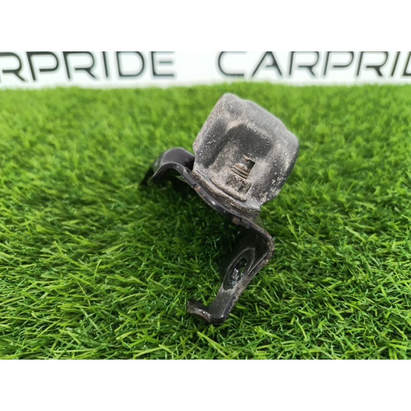 Скоба стабилизатора (подвеска) Subaru Forester SK 2020 2.5 20476FL030