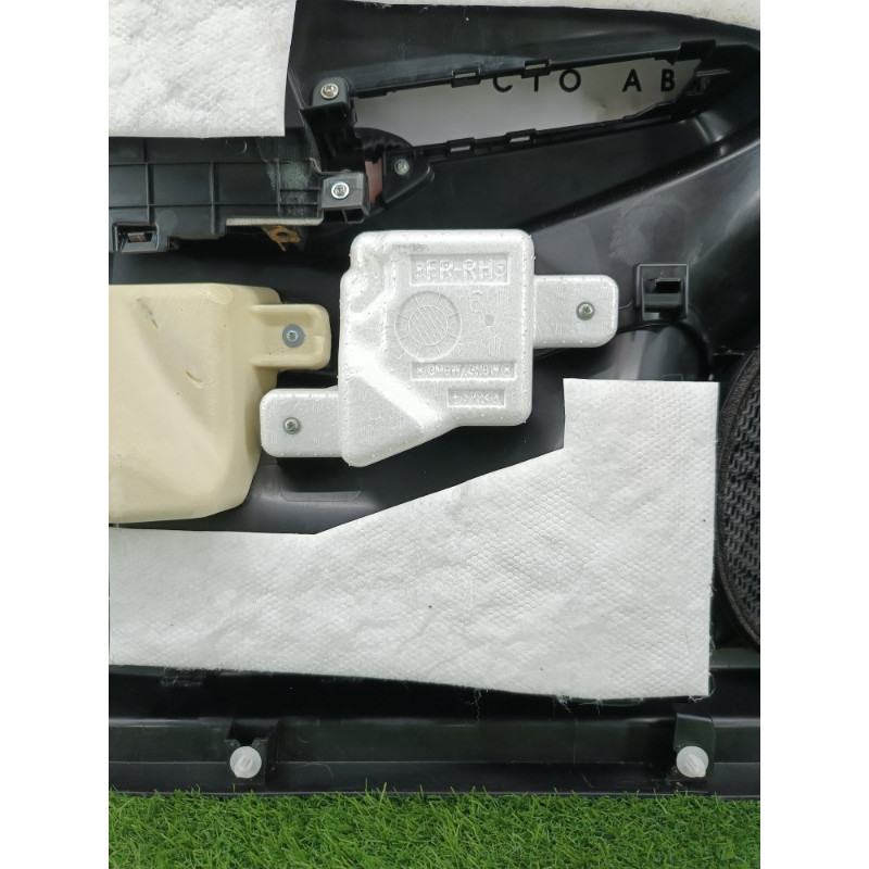 Дверная карта (салон) Mitsubishi Outlander GM4W 2022 2.50 7221F540XA