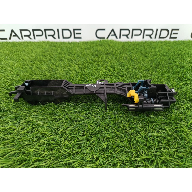 Кронштейн ручки дверей (кузов і елементи) Mitsubishi Outlander GM4W 2022 2.50 5716A661