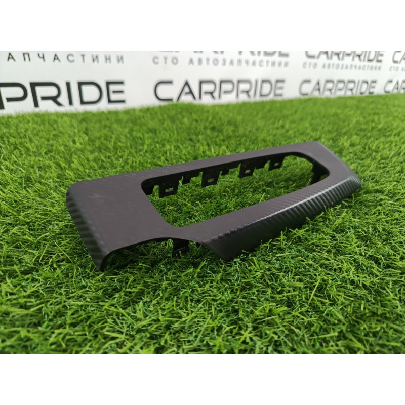 Накладка кнопок стеклоподъемника (салон) Mitsubishi Outlander GM4W 2022 2.50 80961W000P