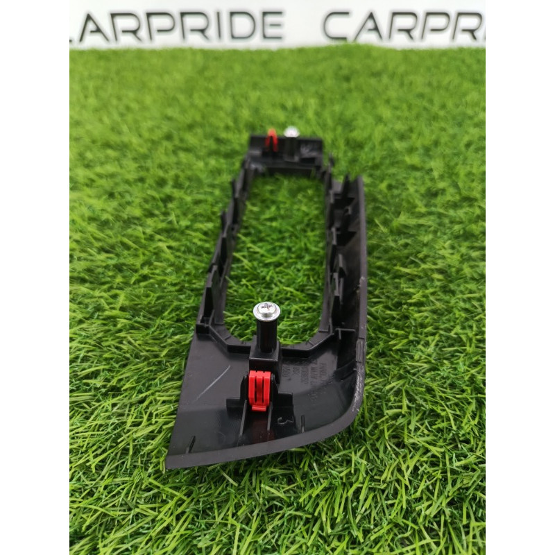 Накладка кнопок стеклоподъемника (салон) Mitsubishi Outlander GM4W 2022 2.50 80961W000P