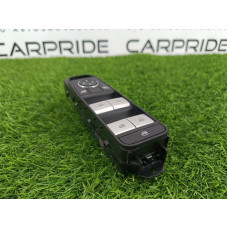 Блок кнопок стеклоподъемников