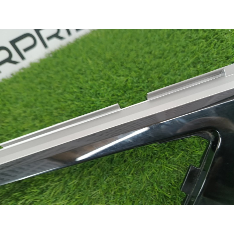 Декоративная накладка карты двери (салон) Mitsubishi Outlander GM4W 2022 2.50 809C1W000P